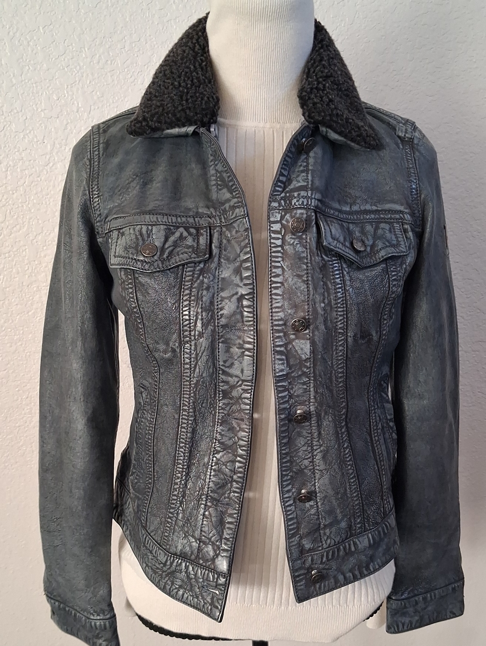 Mauritius Distressed Jessie Metallic Leather Jacket-Removable Sherpa Collar. (S)